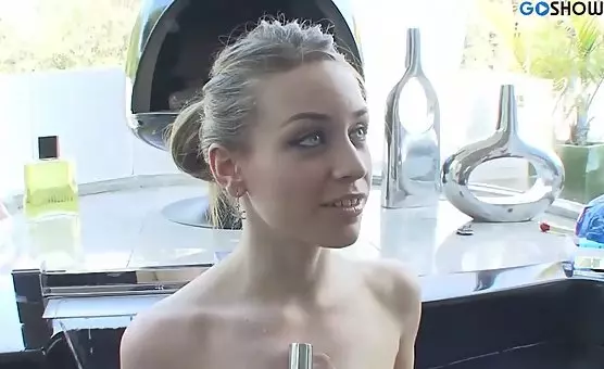 Mature MILF Licks and Tongues Her Younger Lesbian Lover